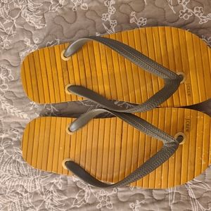 JCREW bamboo flip-flops